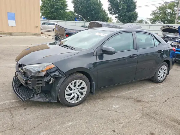 2T1BURHE0JC090498 — 2018 Toyota Corolla, Передняя часть (Front End), фото до ремонта