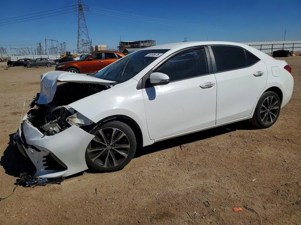 2018 Toyota Corolla VIN 2T1BURHEXJC028736 фото 1