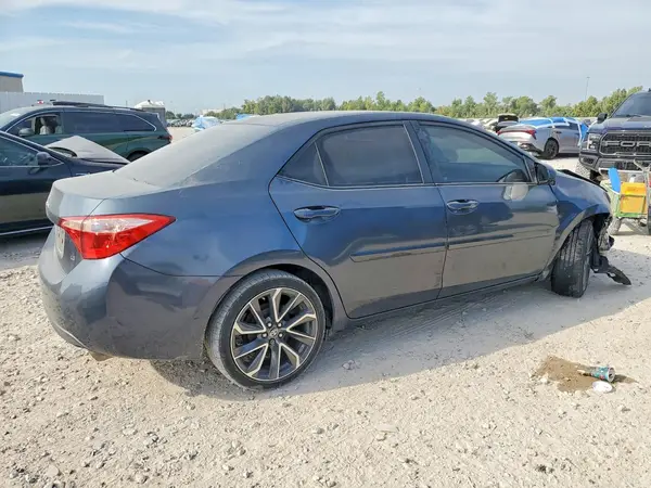 5YFBURHE9JP748870 — 2018 Toyota Corolla, фото 3 с аукциона Copart, Боковая часть