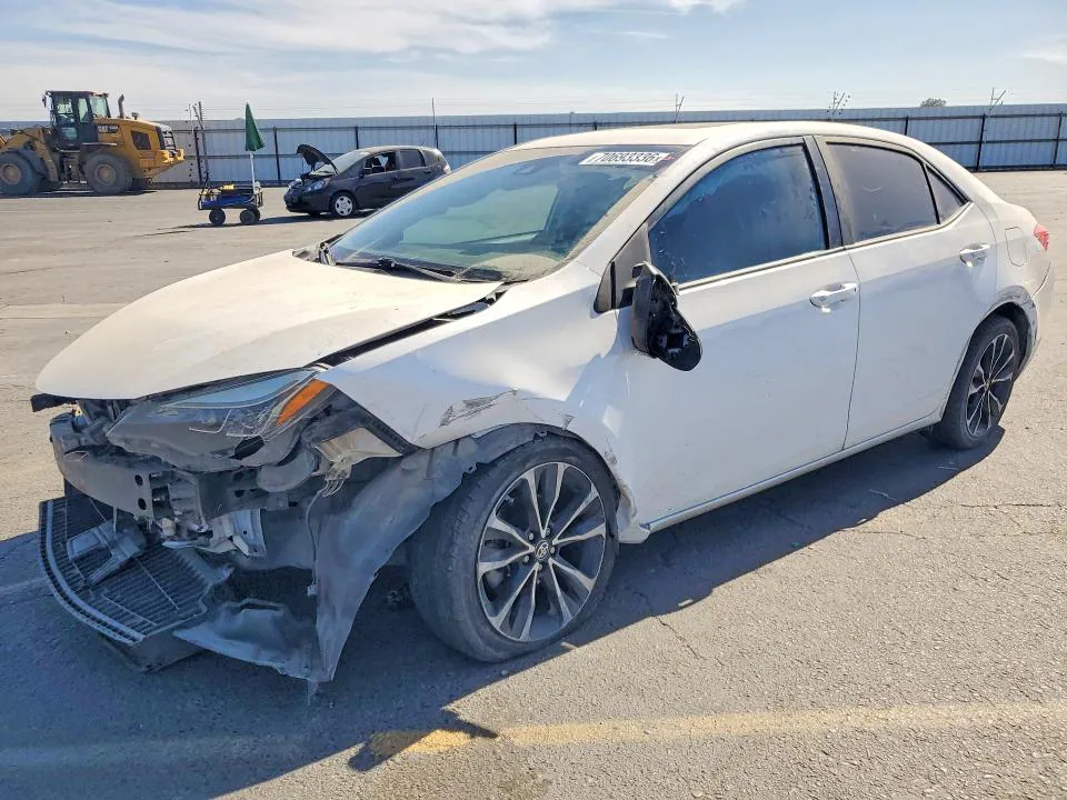 2018 Toyota Corolla VIN 2T1BURHE7JC044408 фото 1
