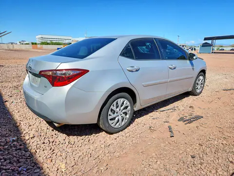 2018 Toyota Corolla VIN 2T1BURHE5JC007373 фото 3