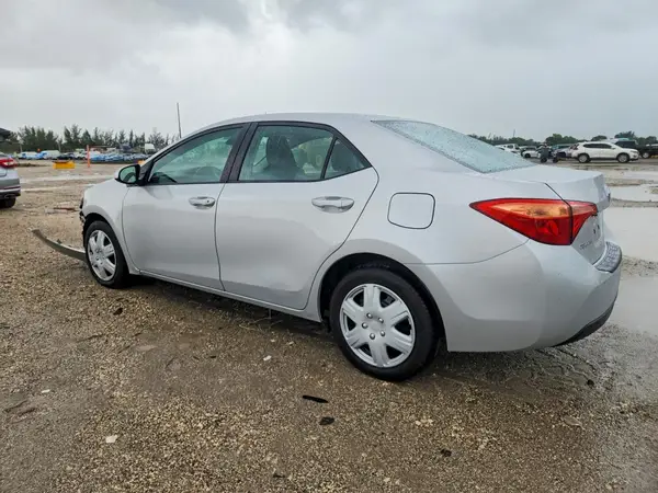 2T1BURHE1KC182673 — 2019 Toyota Corolla, фото 2 с аукциона Copart 13.10.2026, Передняя часть