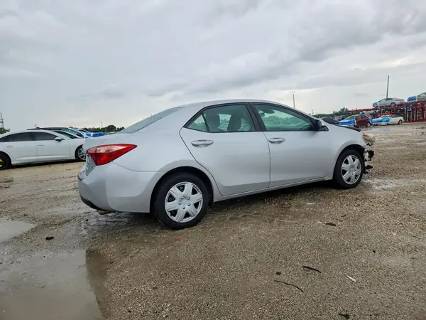 2T1BURHE1KC182673 — 2019 Toyota Corolla, фото 3 с аукциона Copart 13.10.2026, Передняя часть