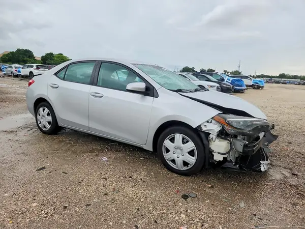 2T1BURHE1KC182673 — 2019 Toyota Corolla, фото 4 с аукциона Copart 13.10.2026, Передняя часть