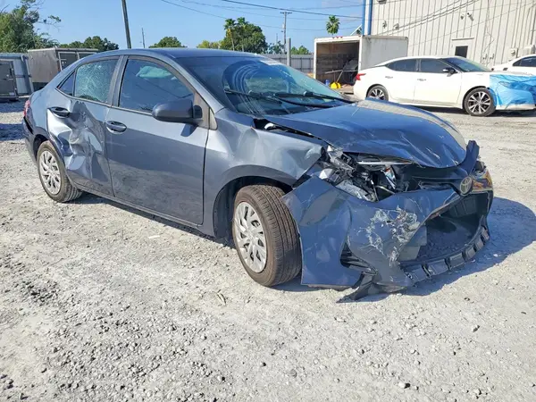 5YFBURHE4KP936634 — 2019 Toyota Corolla, фото 4 с аукциона Copart 02.10.2026, Передняя часть