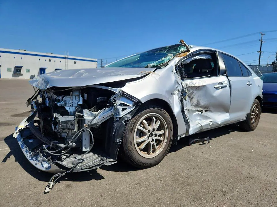 2020 Toyota Corolla VIN JTDEBRBE1LJ012637 фото 1