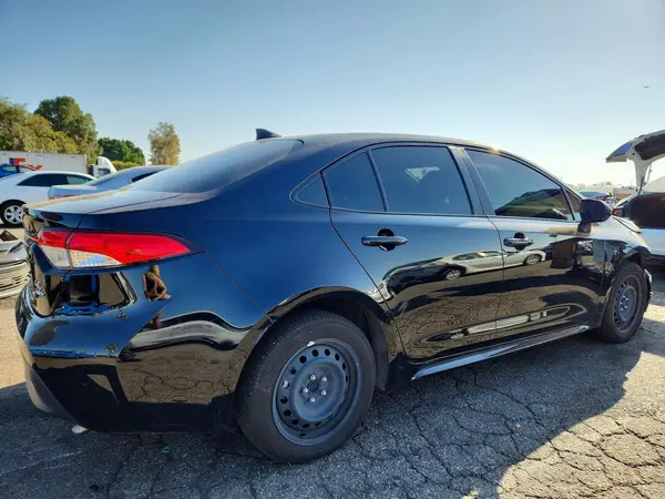 JTDBCMFE7T3123386 — 2020 Toyota Corolla, фото 3 с аукциона Copart, Передняя часть