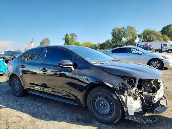 JTDBCMFE7T3123386 — 2020 Toyota Corolla, фото 4 с аукциона Copart, Передняя часть