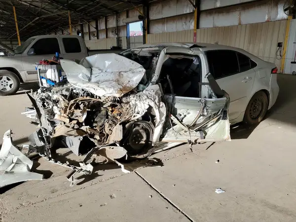 5YFEPMAE8MP256871 — 2021 Toyota Corolla, Повреждения со всех сторон (All Over), фото до ремонта