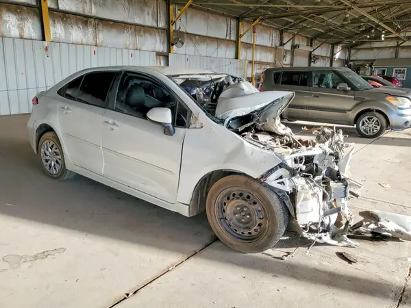 5YFEPMAE8MP256871 — 2021 Toyota Corolla, фото 4 с аукциона Copart 28.09.2026, Повреждения со всех сторон