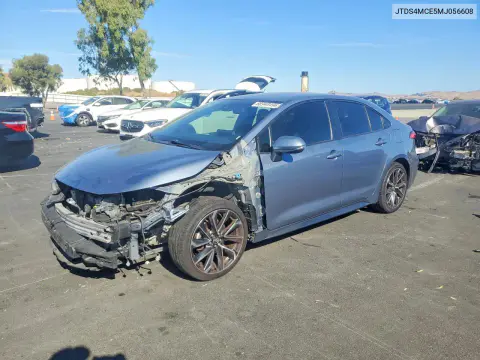 JTDS4MCE5MJ056608 — 2021 Toyota Corolla, Передняя часть, фото до ремонта
