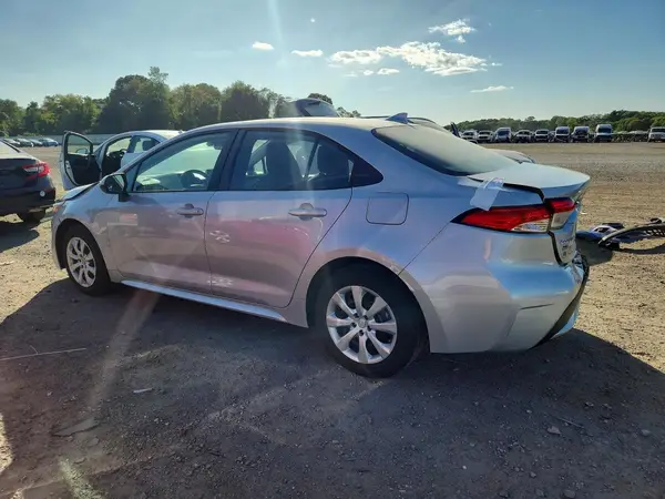5YFEPMAE3MP243834 — 2021 Toyota Corolla, фото 2 с аукциона Copart 07.10.2026, Передняя часть