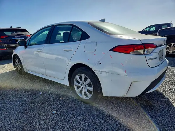 5YFEPMAE3MP231103 — 2021 Toyota Corolla, фото 2 с аукциона Copart, Передняя часть