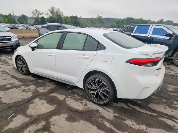 JTDT4MCE7MJ074600 — 2021 Toyota Corolla, фото 2 с аукциона Copart, Подтопление