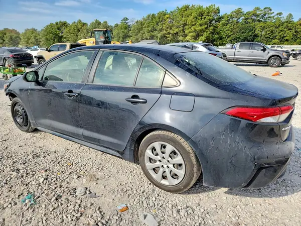 JTDEPMAE6MJ180832 — 2021 Toyota Corolla, фото 2 с аукциона Copart, Передняя часть