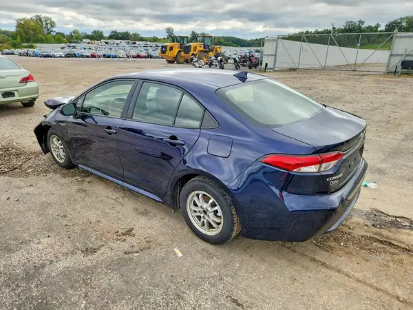 JTDEAMDEXMJ002032 — 2021 Toyota Corolla, фото 2 с аукциона Copart 29.09.2026, Передняя часть