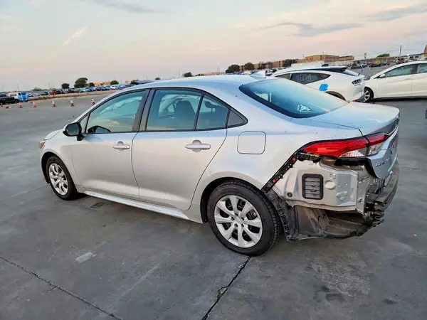 5YFEPMAEXMP157811 — 2021 Toyota Corolla, фото 2 с аукциона Copart, Боковая часть