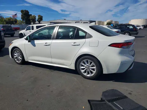 2021 Toyota Corolla VIN 5YFVPMAE0MP152942 фото 2