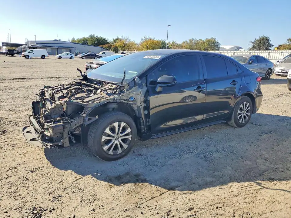 JTDEAMDE7MJ012646 Toyota Corolla 2021 — повреждение Передняя часть, фото до ремонта