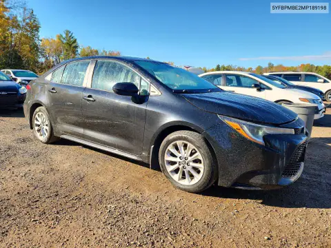 5YFBPMBE2MP189198 — 2021 Toyota Corolla, фото 4 с аукциона Copart, Подтопление