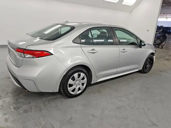 5YFEPMAEXMP188394 — 2021 Toyota Corolla, фото 3 с аукциона Copart 06.10.2026, Передняя часть