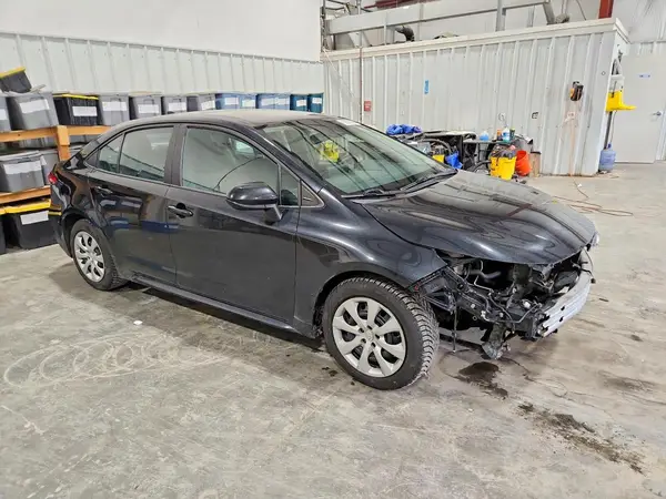 5YFEPMAE3NP355860 — 2022 Toyota Corolla, фото 4 с аукциона Copart, Передняя часть