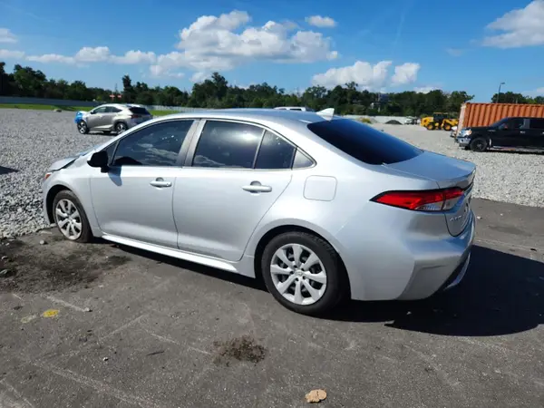 JTDEPMAE7N3004457 — 2022 Toyota Corolla, фото 2 с аукциона Copart, Передняя часть