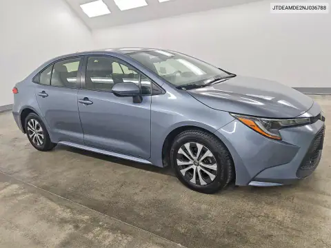 JTDEAMDE2NJ036788 — 2022 Toyota Corolla, фото 4 с аукциона Copart 15.10.2026, Естественный износ