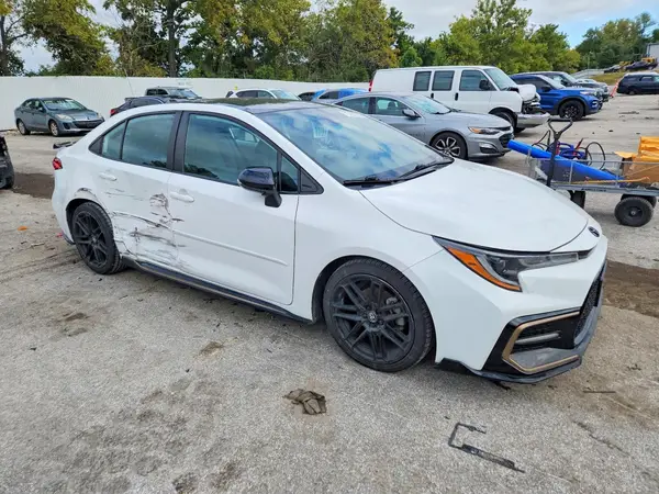 5YFS4MCE1NP136260 — 2022 Toyota Corolla, фото 4 с аукциона Copart, Боковая часть