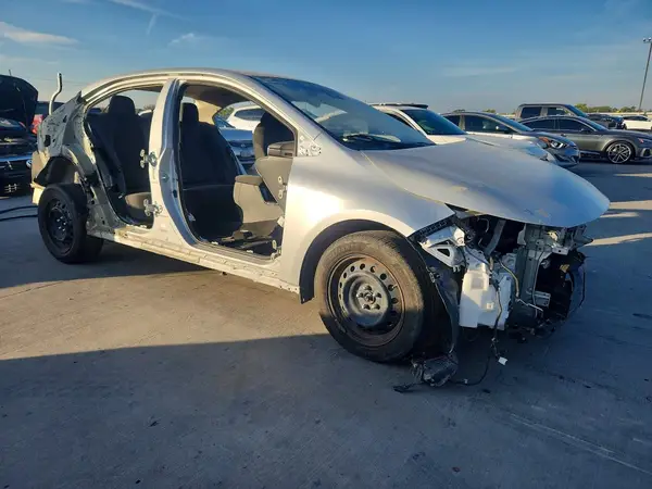 5YFEPMAE7NP378722 — 2022 Toyota Corolla, фото 4 с аукциона Copart 08.10.2026, Передняя часть