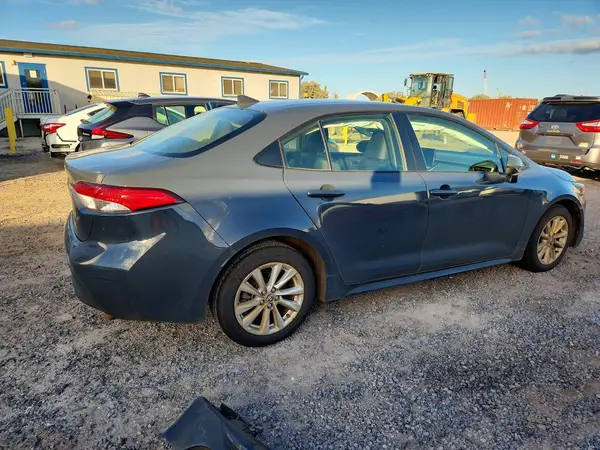 JTDB4MEE7P3015550 — 2023 Toyota Corolla, фото 3 с аукциона Copart, Боковая часть