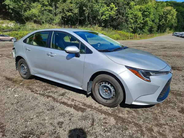 JTDB4MEE3R3023633 — 2024 Toyota Corolla, фото 4 с аукциона Copart, Задняя часть