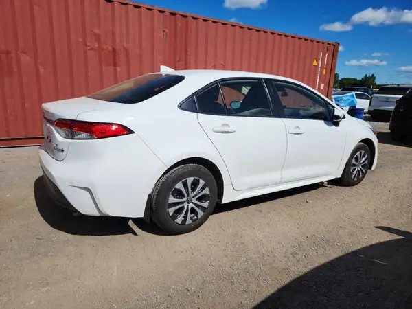 JTDBCMFE6R3053386 — 2024 Toyota Corolla, фото 3 с аукциона Copart 01.10.2026, Град