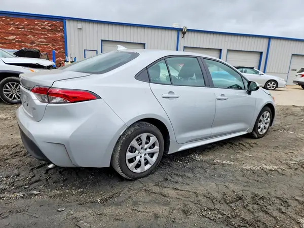 5YFB4MDE3RP150519 — 2024 Toyota Corolla, фото 3 с аукциона Copart, Механические повреждения