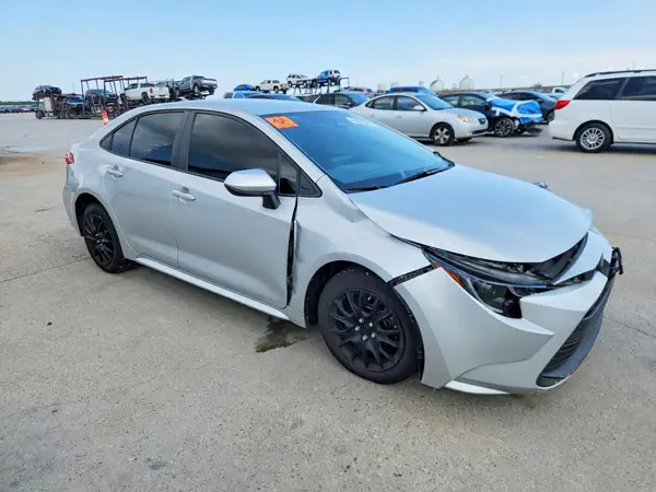 5YFB4MDE9RP156194 — 2024 Toyota Corolla, фото 4 с аукциона Copart, Передняя часть