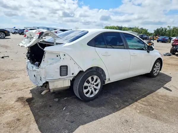 5YFB4MDE5RP086872 — 2024 Toyota Corolla, фото 3 с аукциона Copart, Задняя часть