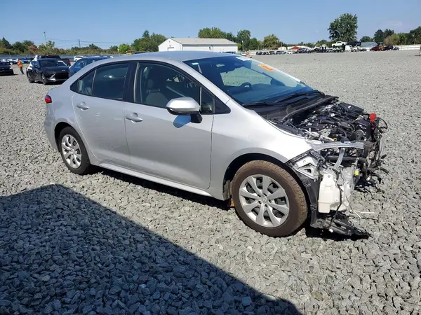 JTDBCMFE0S3090083 — 2025 Toyota Corolla, фото 4 с аукциона Copart 28.09.2026, Передняя часть