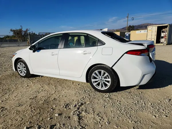JTDBCMFE2S3080011 — 2025 Toyota Corolla, фото 2 с аукциона Copart, Задняя часть