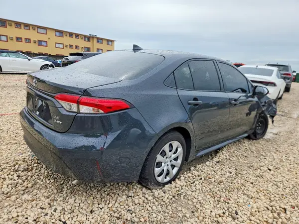JTDBCMFEXT3113581 — 2026 Toyota Corolla, фото 3 с аукциона Copart, Передняя часть