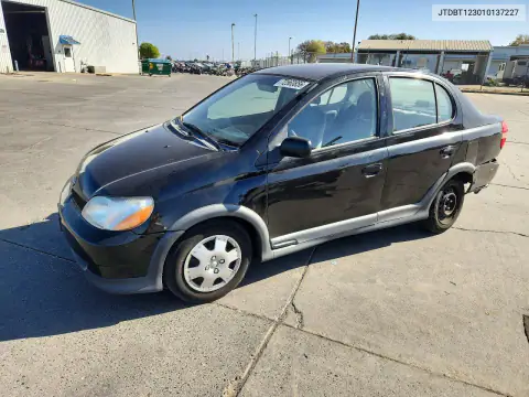 JTDBT123010137227 — 2001 Toyota Echo, Задняя часть, фото до ремонта
