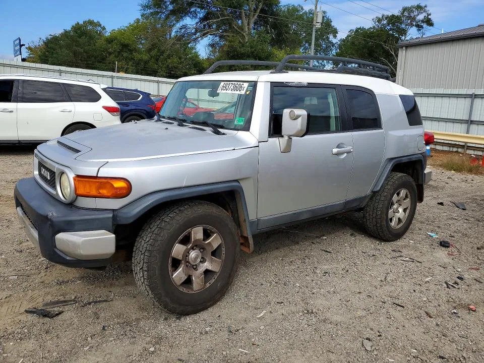 2007 TOYOTA FJ CRUISER VIN JTEBU11F970036104 фото 1