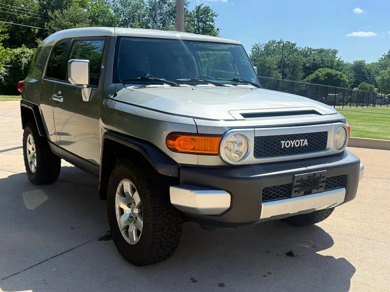 2009 TOYOTA FJ CRUISER VIN JTEBU11F09K067152 фото 1