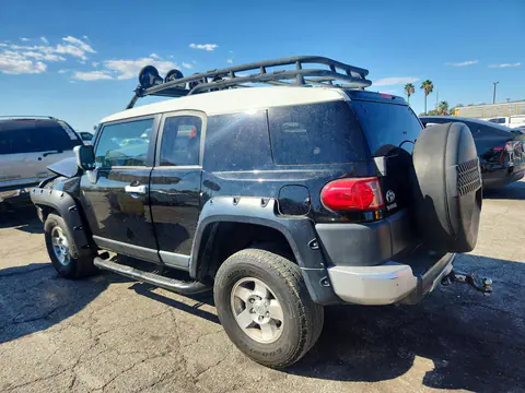 2010 Toyota Fj Cruiser Base VIN JTEBU4BF2AK090047 фото 2