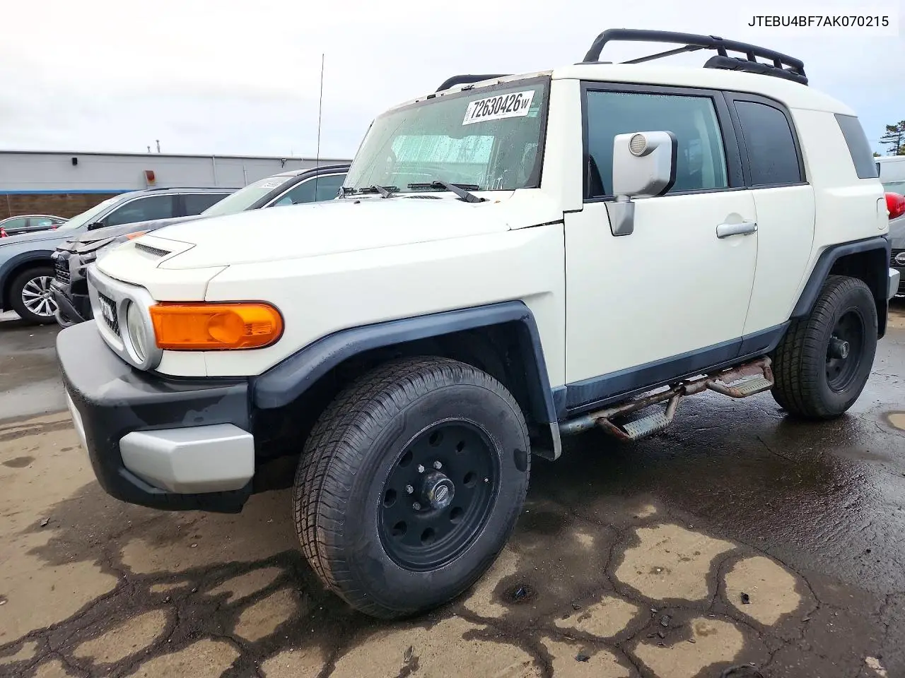 2010 Toyota Fj Cruiser Base VIN JTEBU4BF7AK070215 фото 1