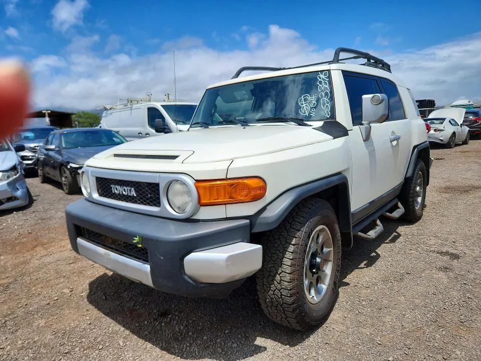 2012 TOYOTA FJ CRUISER VIN JTEBU4BFXCK132810 фото 1