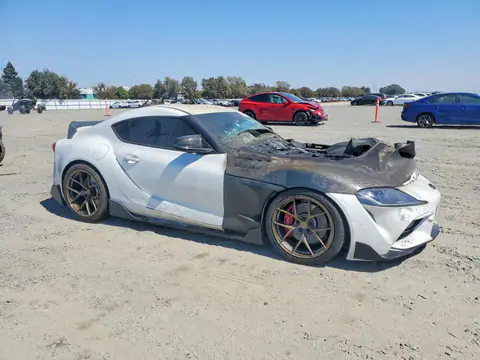 WZ1DB0C00MW041918 — 2021 Toyota Gr Supra, фото 4 с аукциона Copart 13.10.2026, Пожар двигателя