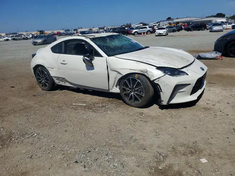 2024 Toyota GR86 VIN JF1ZNBB16R8758391 фото 4