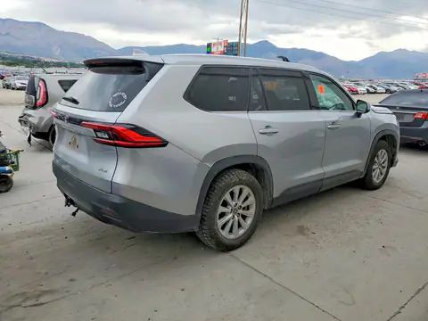 2024 TOYOTA GRAND HIGHLANDER VIN 5TDAAAB58RS050865 фото 3