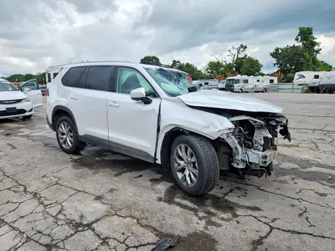2025 Toyota Grand Highlander VIN 5TDAAAB50SS070484 фото 4