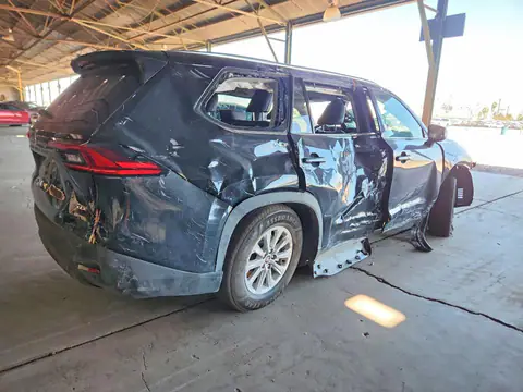 2026 TOYOTA GRAND HIGHLANDER VIN 5TDAAAA5XTS040783 фото 3